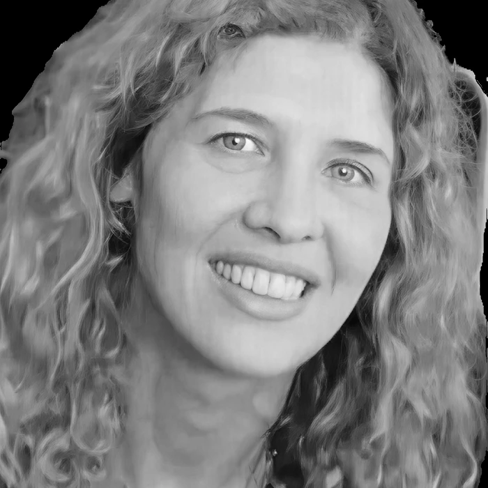 Dr Natalia Leston
